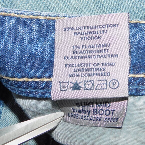 Silver Jeans Light Suki Mid Rise Baby Boot Distressed Womens 30 x 33 Blue Jeans - Picture 6 of 13